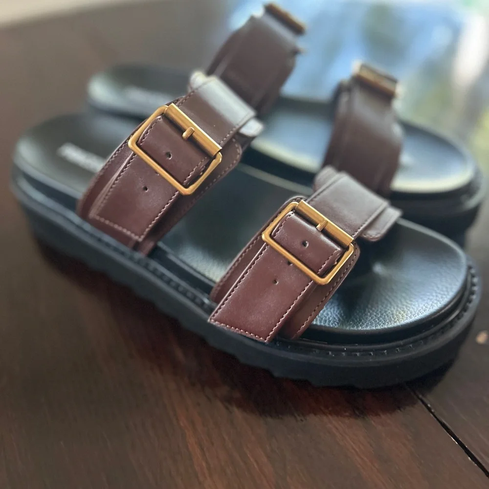 Princess Polly‎ Brown Sandals with Gold Accents adjustable straps size 10